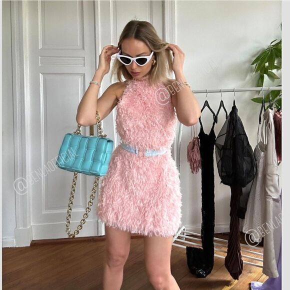 Nwt ZARA FEATHERY KNIT HALTER DRESS PINK Feather - Picture 9 of 15